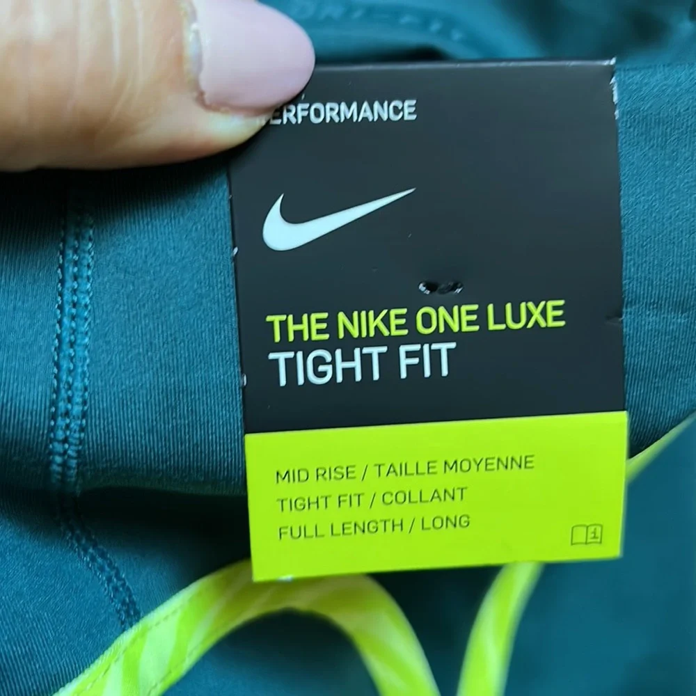 NWT Nike Dri Fit Leggings 1X - Picture 5 of 6